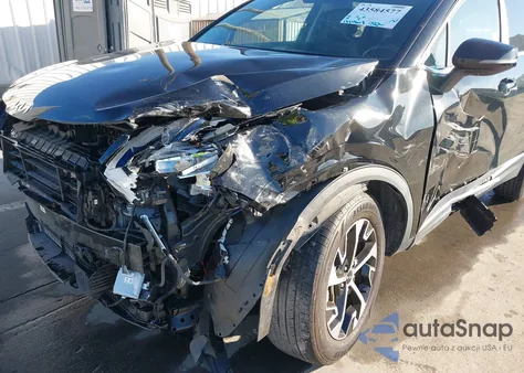 2023 Kia Sportage Hybrid Ex z USA, uszkodzony, nr VIN KNDPVCAGXP7028029